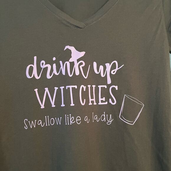 Halloween Shirt Drink Up Witches Sz XL Custom Made V-neck SM for its Size MED? - Picture 5 of 8